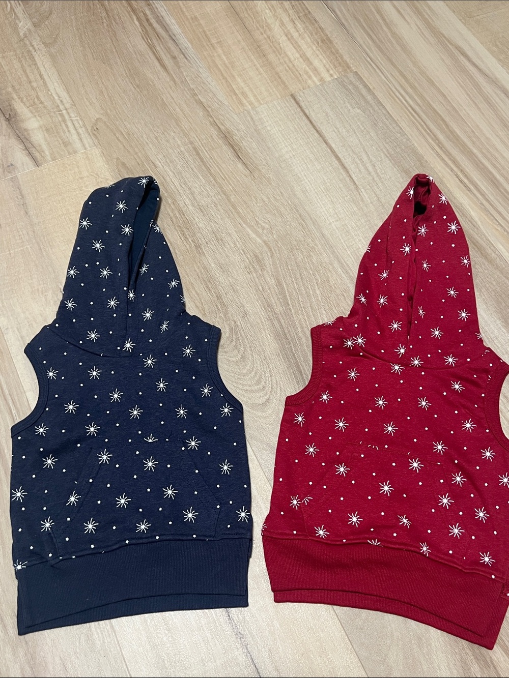Little Bipsy Kids Star Print Sleeveless Hoodie - Navy and Red 12-18 Months